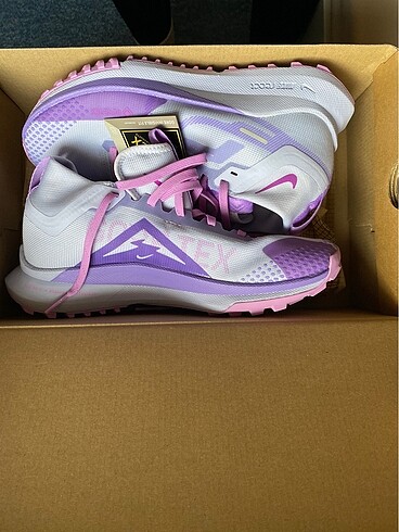 NİKE GORETEX