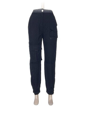Bershka Düz Kesim %70 İndirimli.