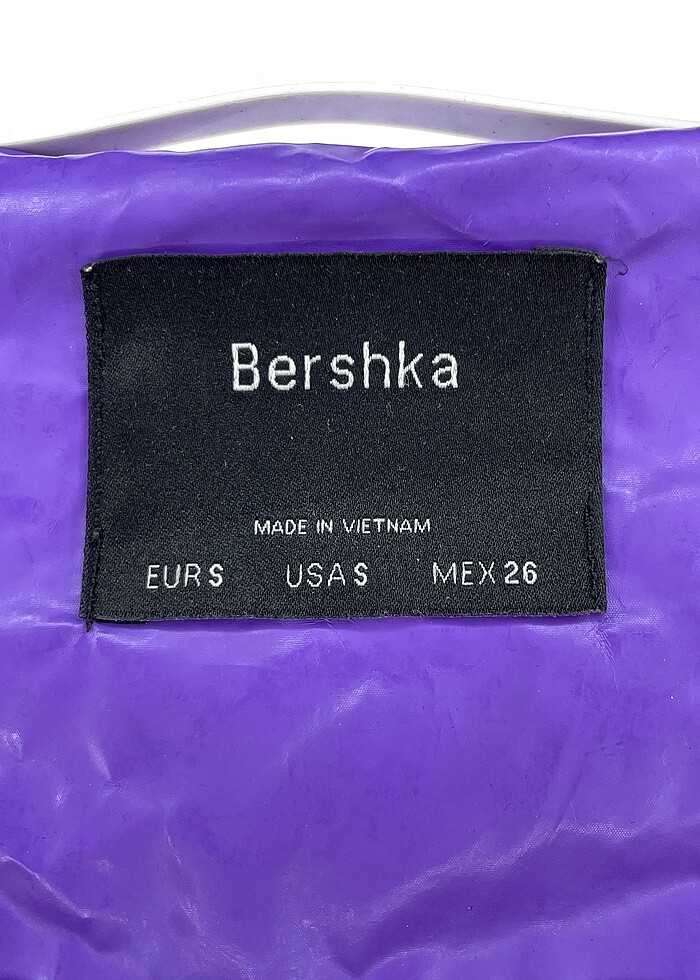 Bershka Spor Dış Giyim %70 İndirimli. - Görsel 4