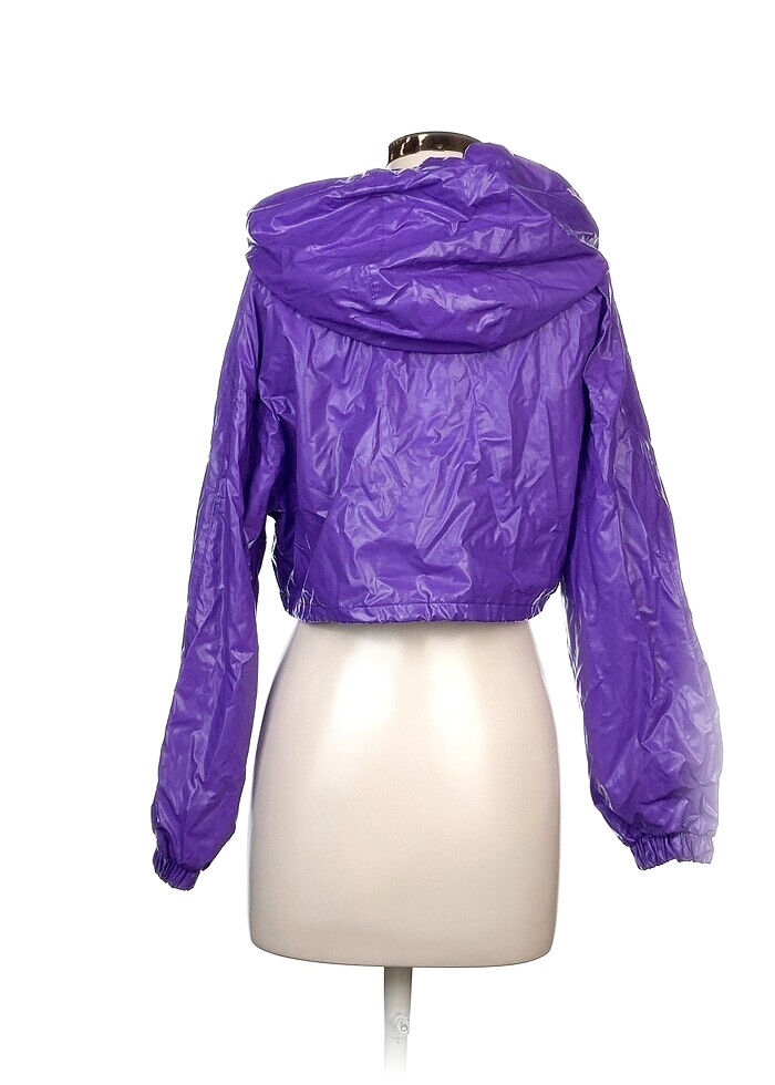 Bershka Spor Dış Giyim %70 İndirimli. - Görsel 3