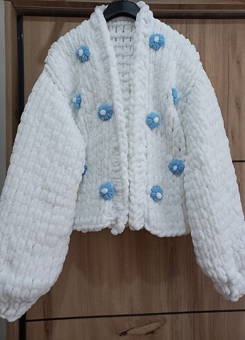 Puffy ipten hirka crop 