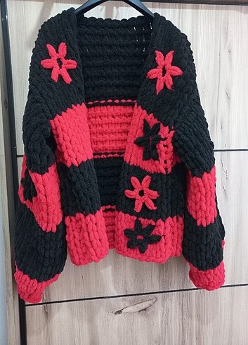 Hirka crop 
