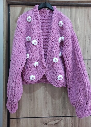 Zara El emeği göz nuru puffy