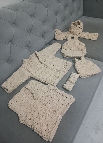 1,5 Yaş Beden camel Renk Puffy atki şapka bandana tulum hirka yelek hepsi bir ara