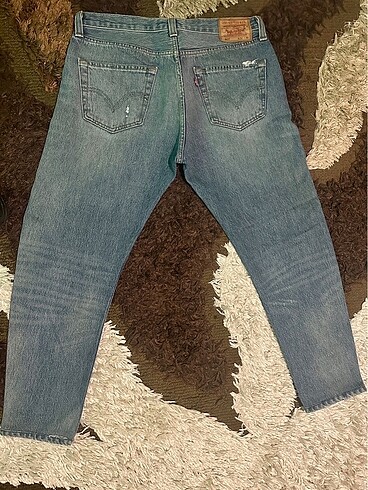 32 Beden Levi's 501 orijinal sifir.