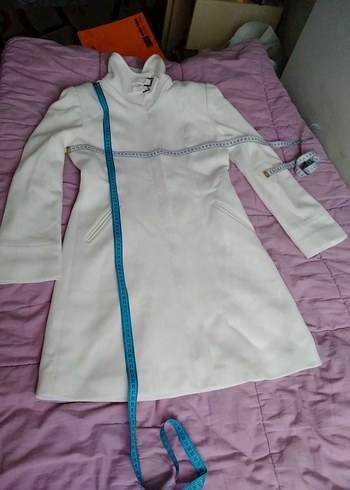 Düğmeli Beyaz Midi Kadın ceket - Görsel 8