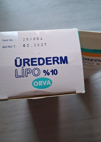 Üre İçeren Ürederm Lipo %10 Emülsiyon 200g - Görsel 2