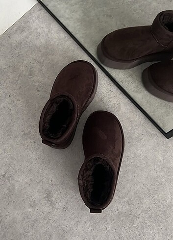UGG bot