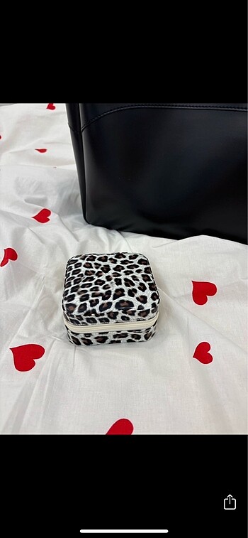 Leopar desenli takı kutusu - Görsel 2