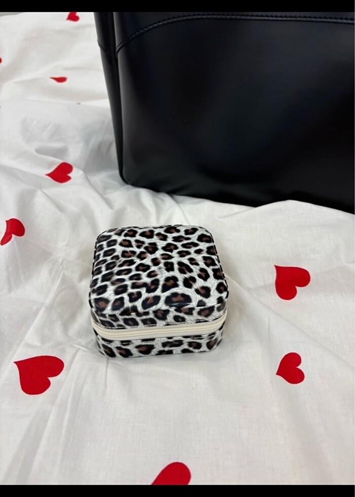 Leopar desenli takı kutusu - Görsel 2