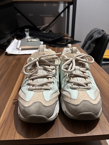 Skechers Dlite model Kadın Ayakkabısı