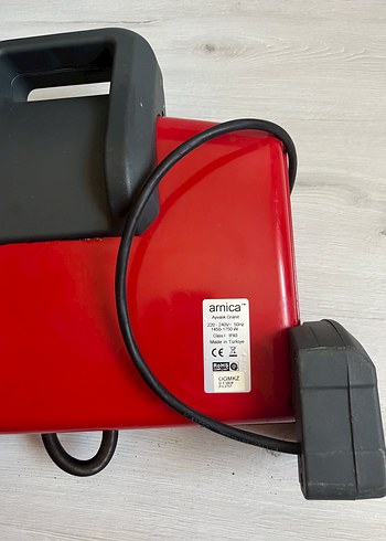Arnica Arnica Ayvalık Granit Kırmızı Tost Makinesi