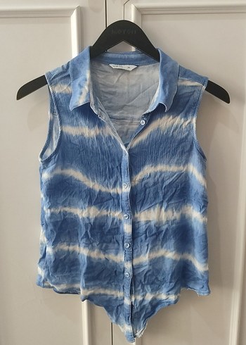 Mavi Batik Desenli Kolsuz Denim Gömlek