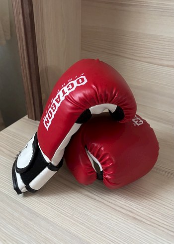Kırmızı Deri Boks Eldiveni