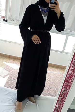siyah abaya