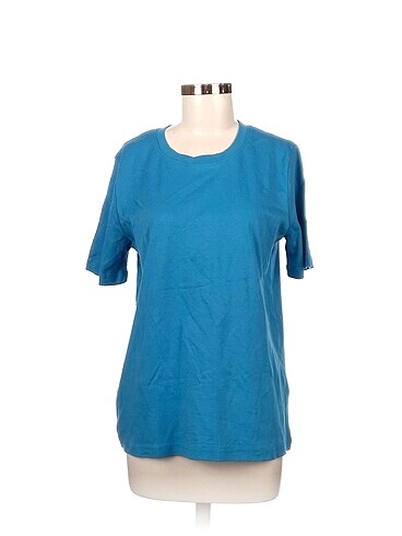 Cos T-shirt %70 İndirimli.