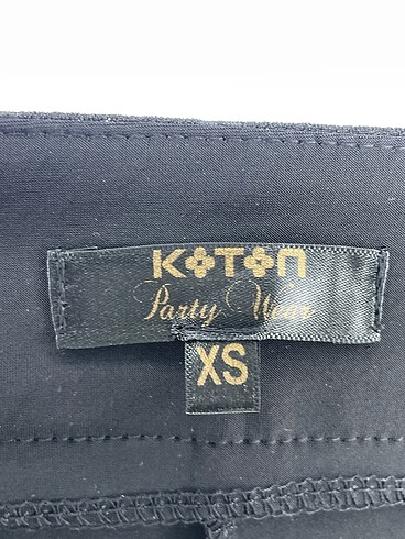 xs Beden siyah Renk Koton Kumaş Pantolon %70 İndirimli.