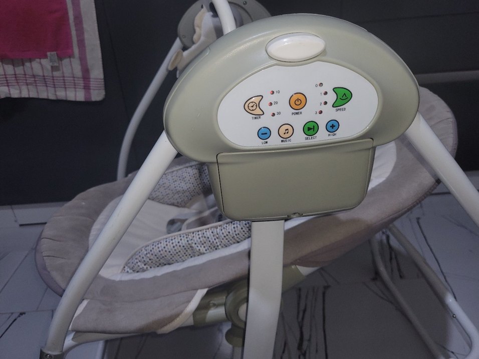 Beyaz Gri Bebek Salıncağı - Görsel 4