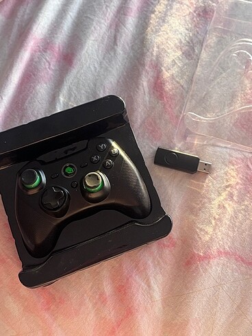 Monster Pusat Pro Gaming Wireless