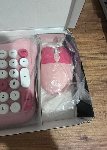 Everest Bunny Pembe Pastel Kablosuz Klavye ve Mouse - Görsel 4