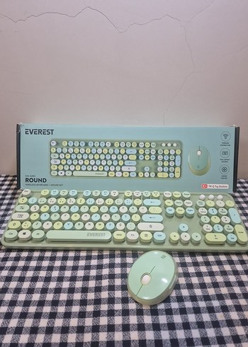 Everest Pastel Yeşil Yuvarlak Klavye ve Mouse