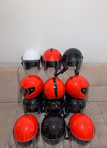 Sıfır yarım kask (kırmızı kalmamıştır)
