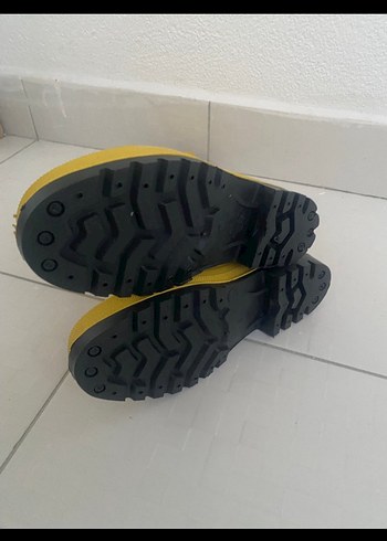 Sarı çizme , emek pvc - Görsel 3