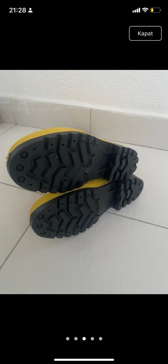 Sarı çizme , emek pvc - Görsel 3
