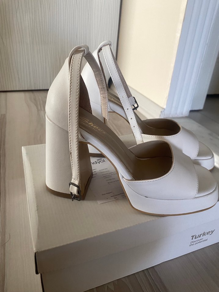 Beyaz Platform Topuklu Kalın topuklu  Ayakkabı - Görsel 2