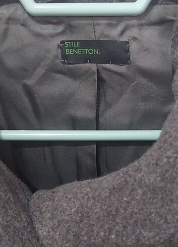 Benetton Kısa Kaban