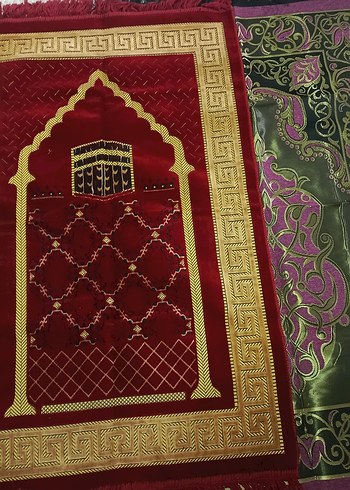 Bordo Nakışlı Geleneksel seccade iki adet gönderilecektir - Görsel 2