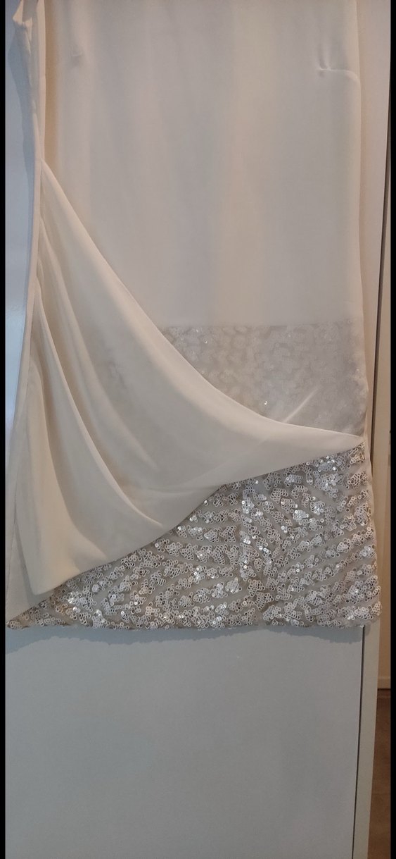 Beyaz Drapeli yaldız detaylı Elbise - Görsel 3