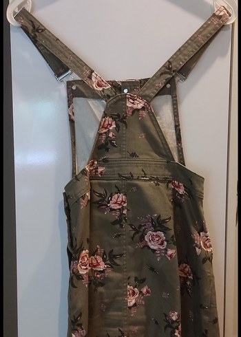 Çiçek Desenli Bej Kadın Kısa Salopet - Görsel 2