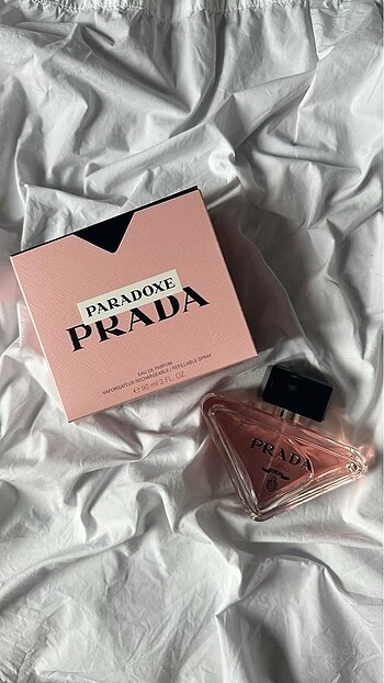 Prada Prada Paradoxe