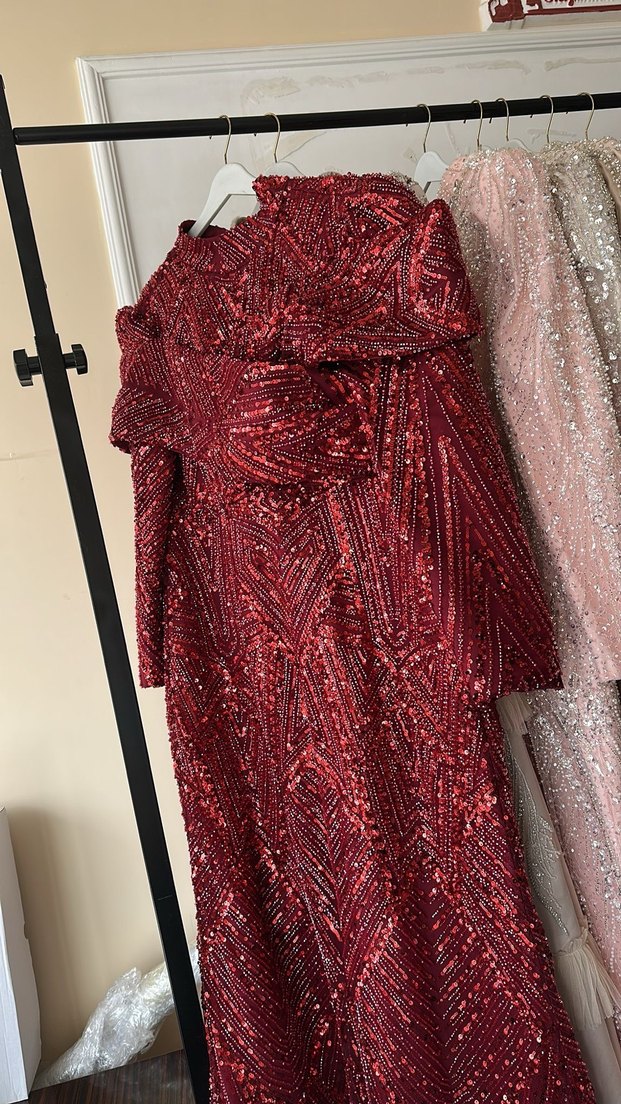 Bordo Uzun Kollu kiralık Drapeli Abiye Elbise - Görsel 2