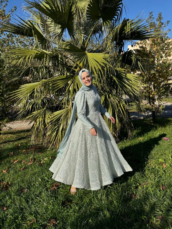 Prenses model tesettür abiye - Görsel 3