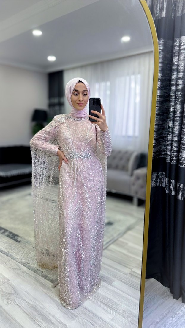 Pembe İşlemeli Uzun Kollu Abiye Elbise - Görsel 2