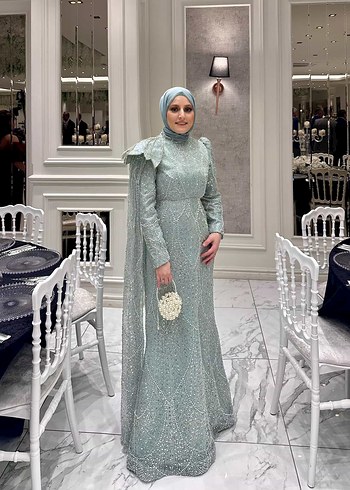 Kiralık İşlemeli Uzun Kollu Abiye Elbise - Görsel 2