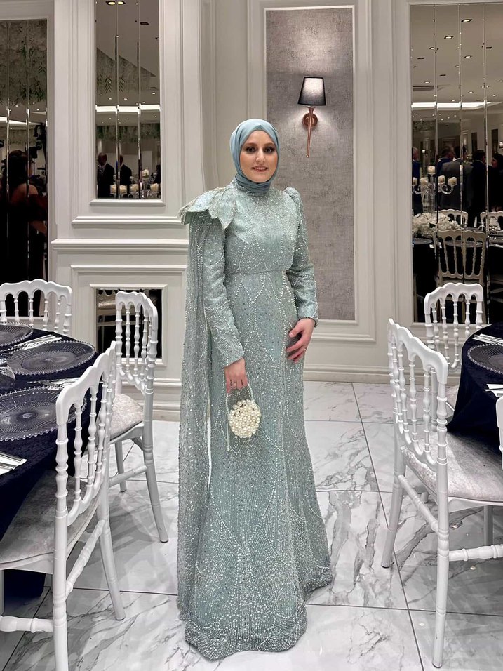 Kiralık İşlemeli Uzun Kollu Abiye Elbise - Görsel 2