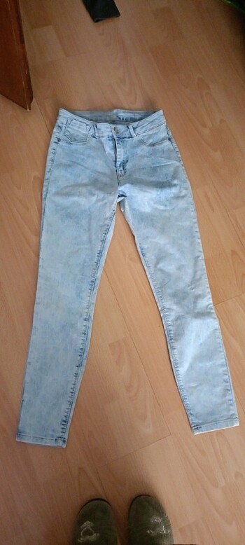 Defacto Jean 