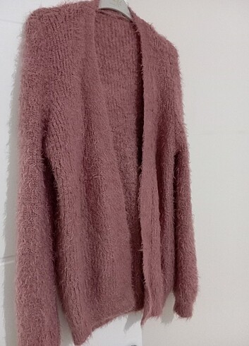 Pembe tüylü hirka