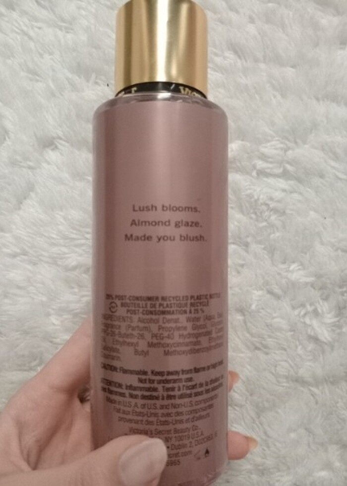 victoria's secret orjinal body mist velvet petals - Görsel 2