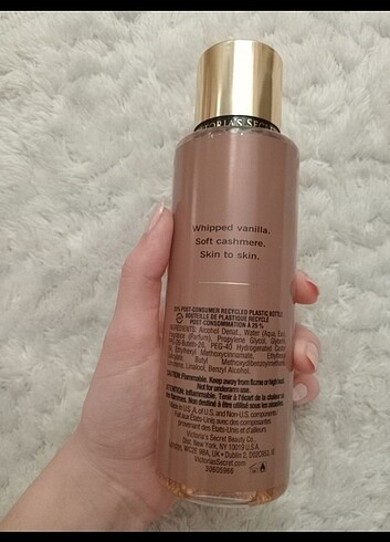 Beden Renk victoria's secret orjinal bare vanilla body mist