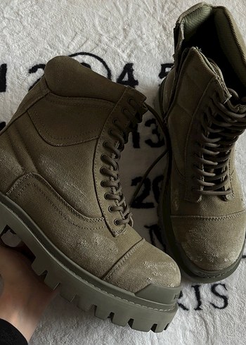 Balenciaga Strike Boots - Görsel 2