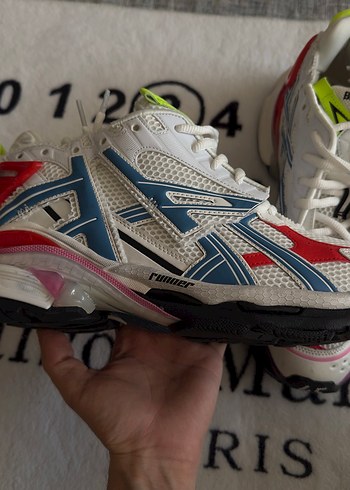 Balenciaga Runner - Görsel 3