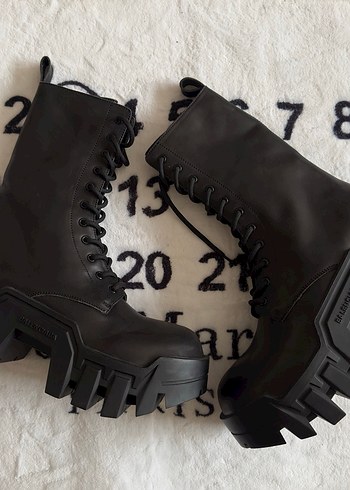 Balenciaga Bulldozer Boots - Görsel 2