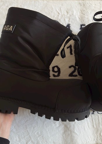 Balenciaga Alaska Boots - Görsel 3