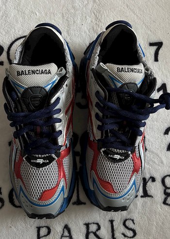 Balenciaga 41
