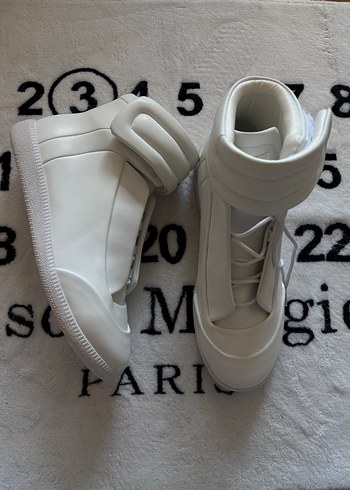 Maison Martin Margiela 42
