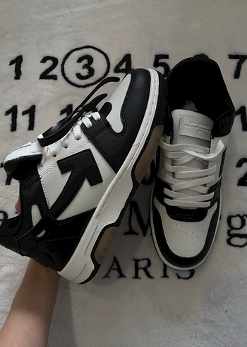 Off White Out of Office - Görsel 2